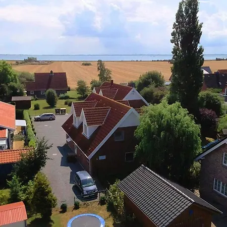 Takelage: Hundefreundlich & Balkon Gollendorf